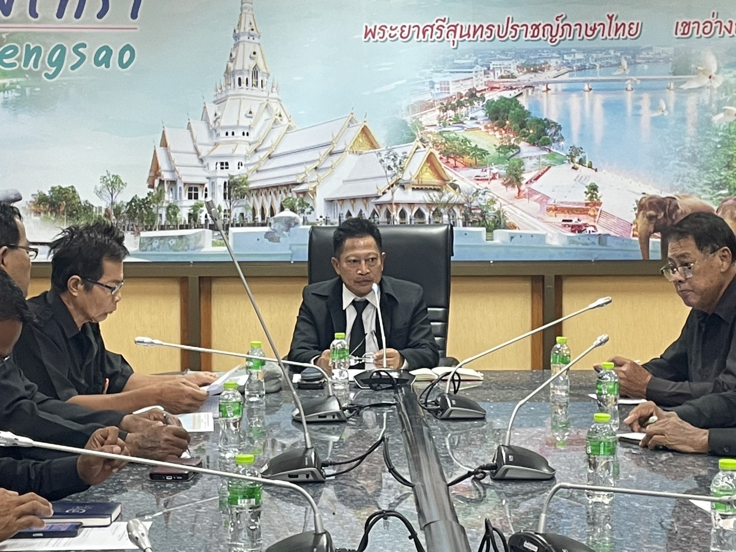 พช.คลองเขื่อน ร่วมประชุมขับเคลื่อนการดำเนินงานกองทุนหมู่บ้านจังหวัดฉะเชิงเทรา